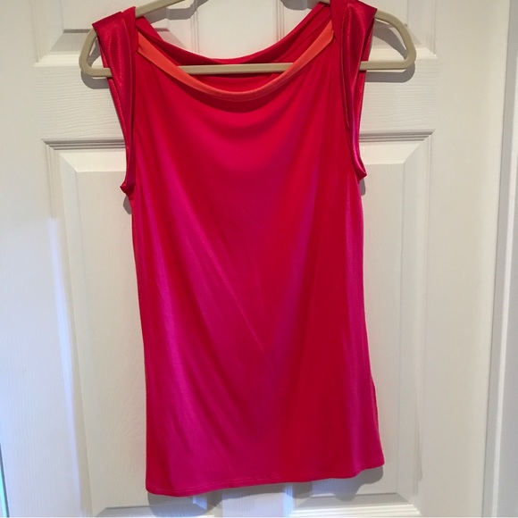 Tahari Tops - Tahari sleeveless top size medium red and orange